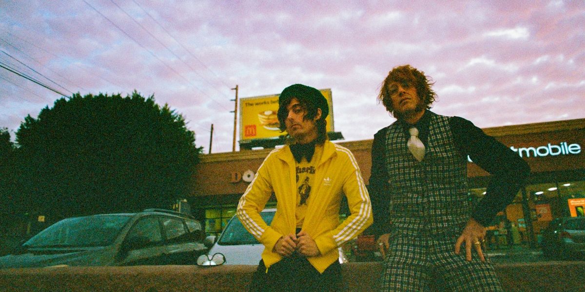 Vanity Mirror Announce Debut LP 'PUFF' With Advance Video-Single 'Tuesday's News'