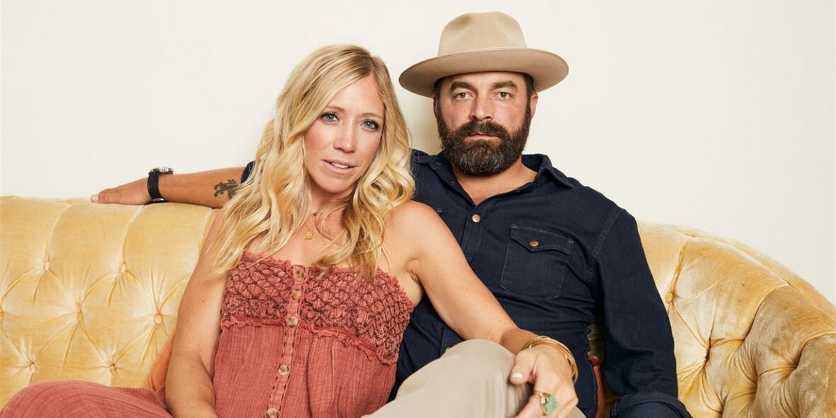 Drew & Ellie Holcomb Bring Residency Tour to New York