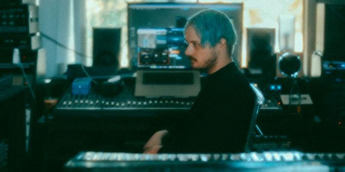 Auragraph Announces Dais Records Debut 'Reflection Plane'