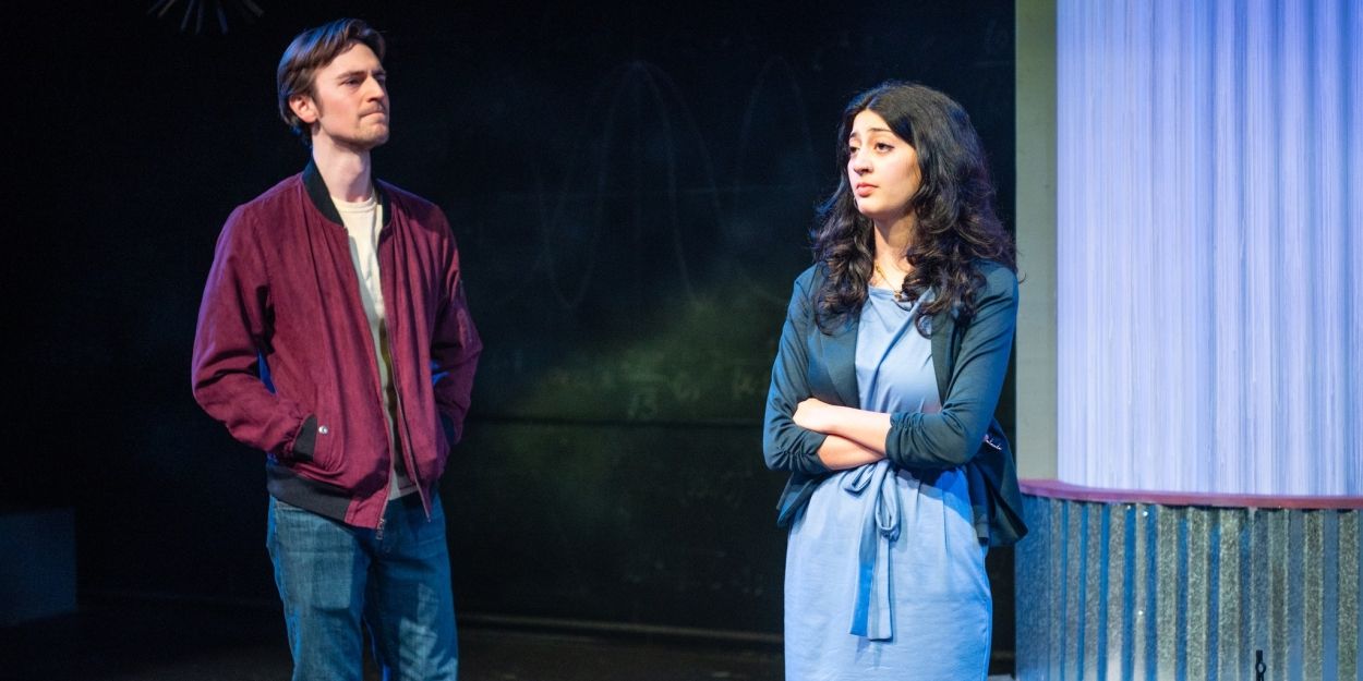 Review: Theatre Raleigh's THE WEIGHT OF EVERYTHING WE KNOW  Image