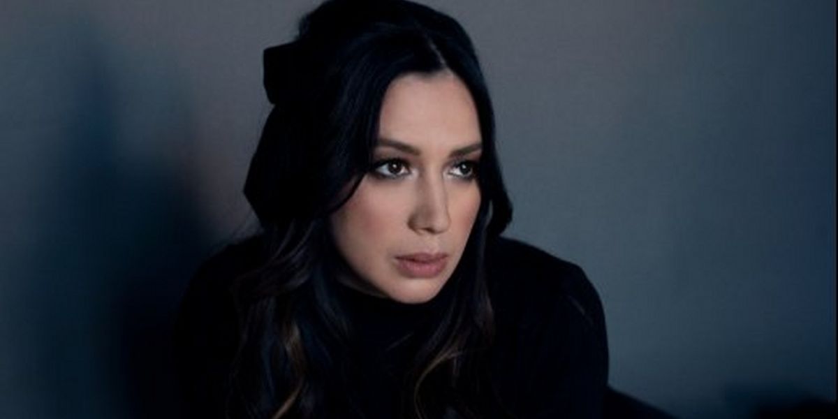 Michelle Branch Announces 'The Trouble with Fever'