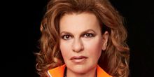 Interview: Sandra Bernhard heads to Boston for a SPRING AFFAIR at City Winery