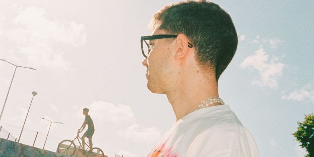 HOLLY Reveals 'Minha Vida - Love', The First of His Three-Part EP Series