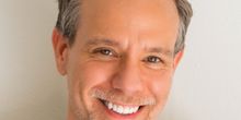 Adam Pascal Brings SO FAR Solo Concert to Axelrod Performing Arts Center's Vogel Summ
