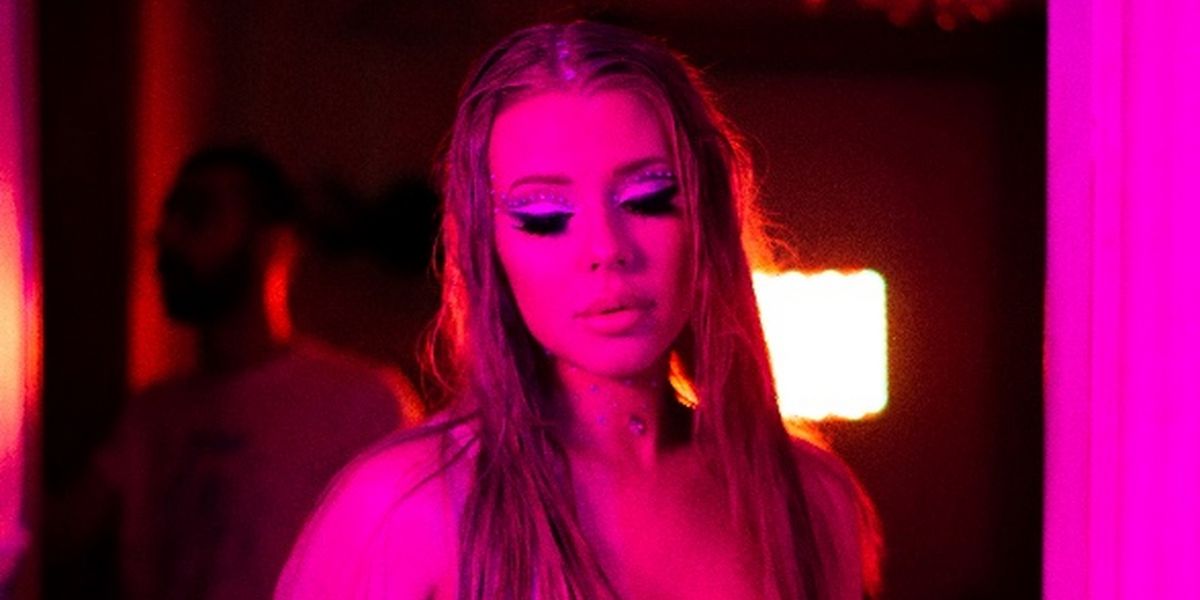 Olenka Shares Her Latest Single 'Happy Birthday'