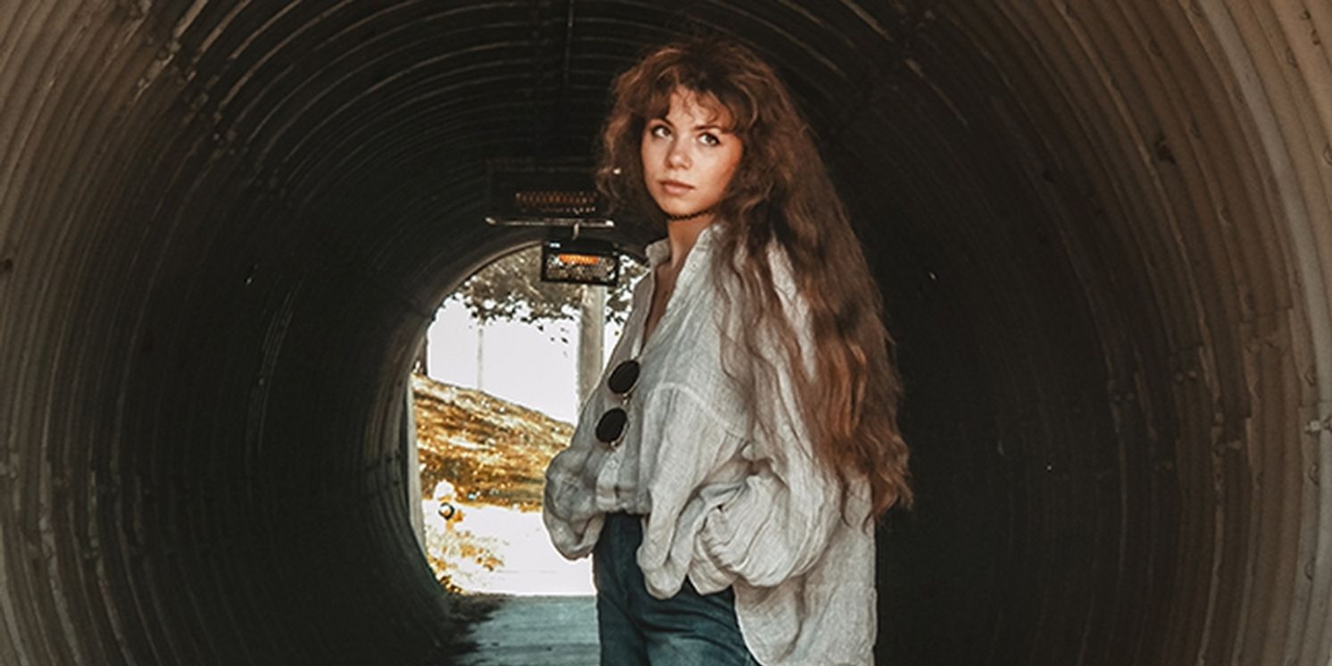 Francesca Panetta Releases New Single 'So Few Words (love letter)'  Image