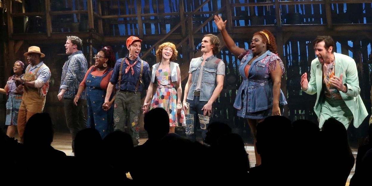 Photos: Go Inside SHUCKED Opening Night Curtain Call Photo