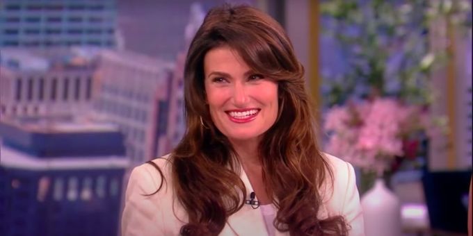 VIDEO: Idina Menzel Talks Returning to See WICKED on Broadway on THE VIEW