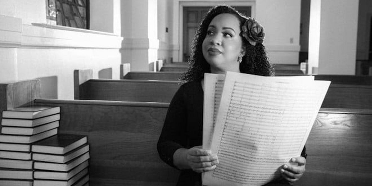 B&H Signs Courtney Bryan