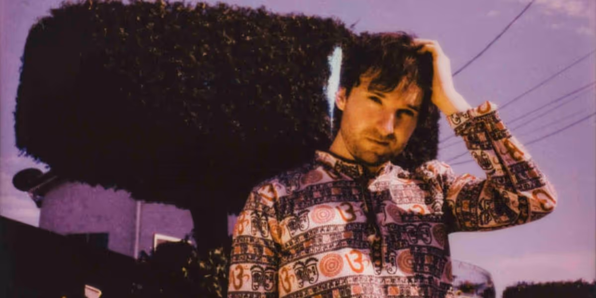 Angelo De Augustine Opens The Door To 'Another Universe'