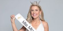 Chatting with Miss Minnesota Elle Mark on Musical Theatre!