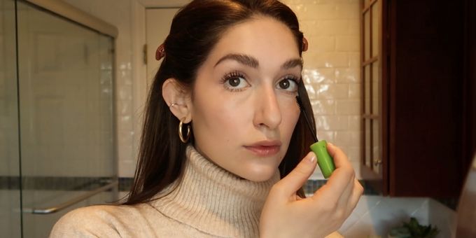 VIDEO: Achieve an #InBetweenShowGlow on The Dressing Room with Jamie Glickman!