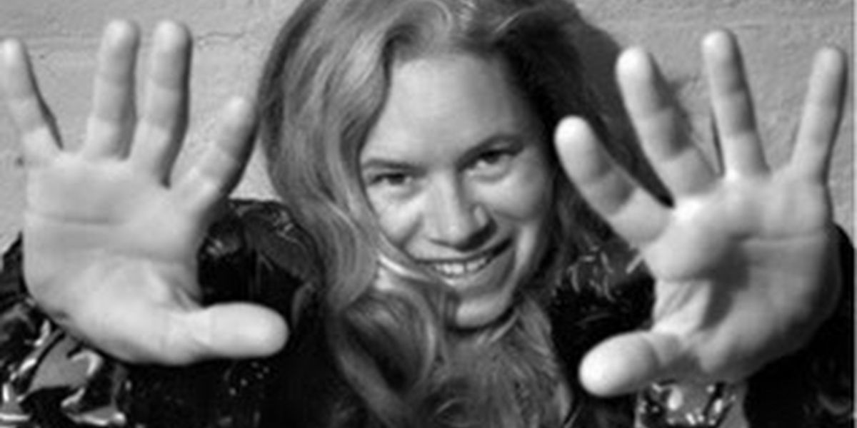 Natalie Merchant Unveils New Single 'Come On, Aphrodite'