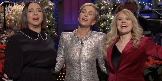 VIDEO: Kristen Wiig Sings 2020-Themed 'My Favorite Things' From THE SOUND OF MUSIC on SATURDAY NIGHT LIVE