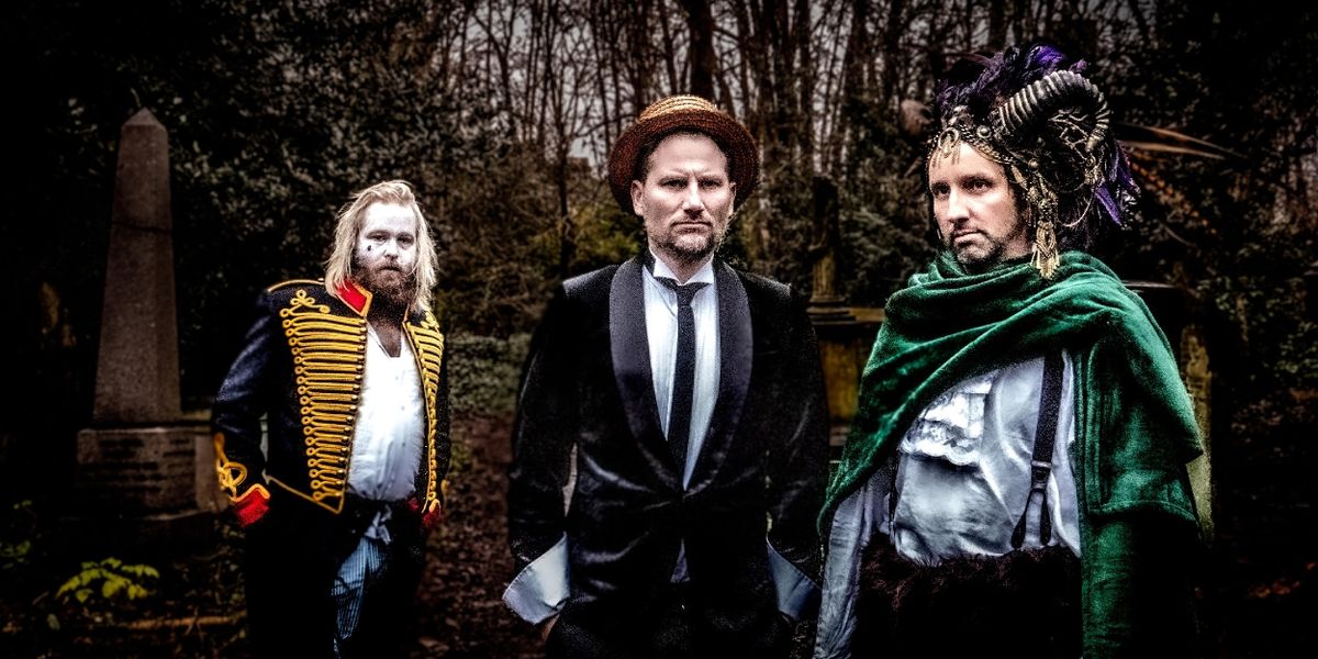 Review: THE IDIOT CIRCUS: DEATH IS COMING, Assembly George Square Gardens