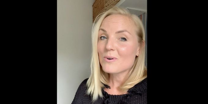 Living Room Concerts: Kerry Ellis Sings 'Your Song' and 'I Loved 
A Butterfly'
