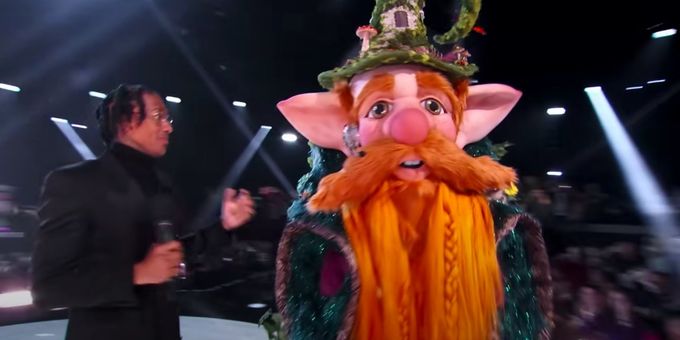 VIDEO: Watch a Musical Theatre Legend Be Un-Masked on THE MASKED SINGER