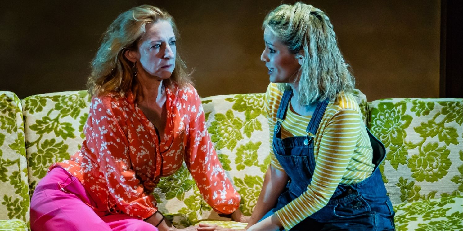 Review: LA VALENTÍA at GALA Hispanic Theatre  Image