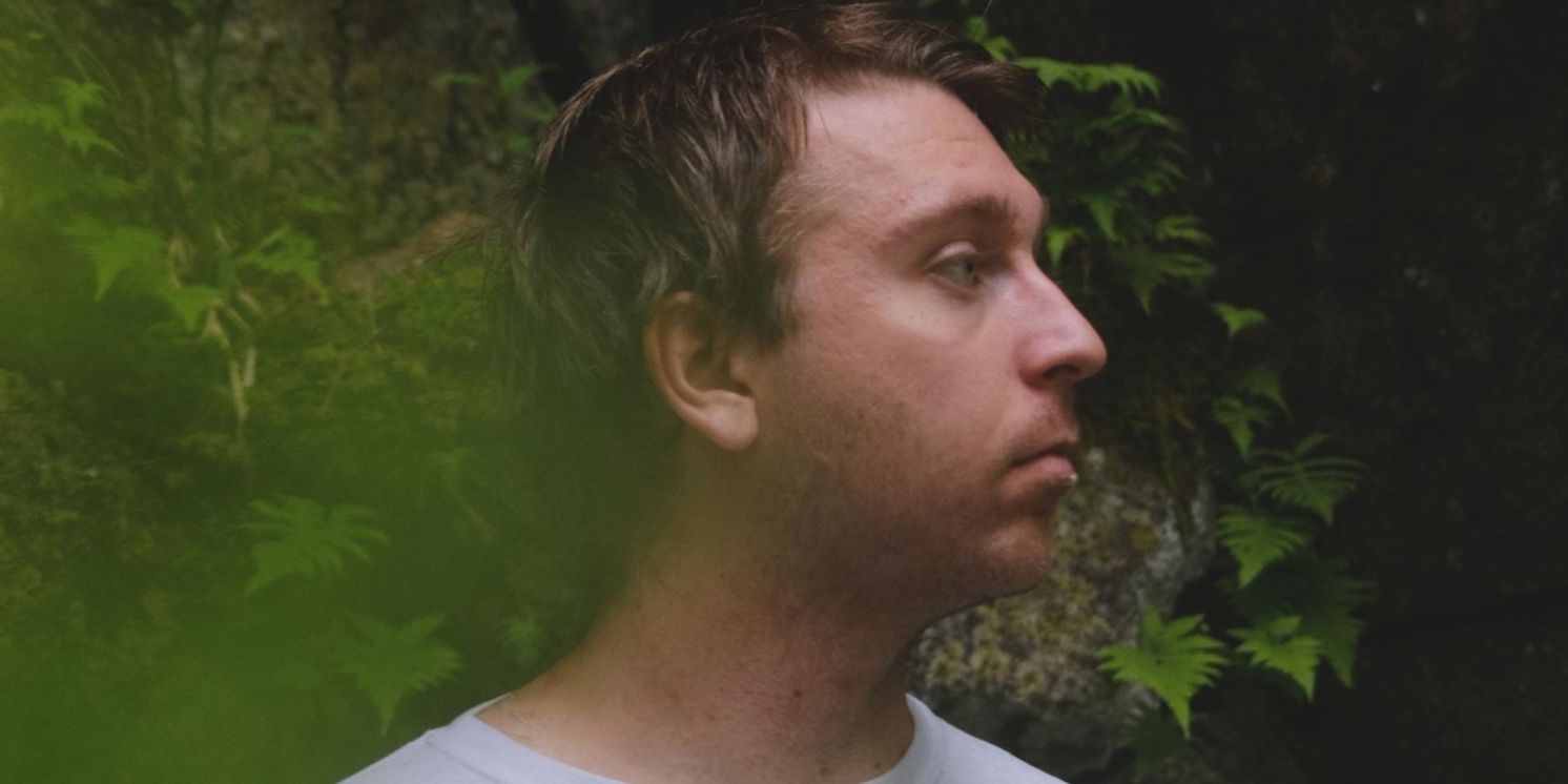 Alaskan Tapes Shares New Track 'W(e)ave'  Image