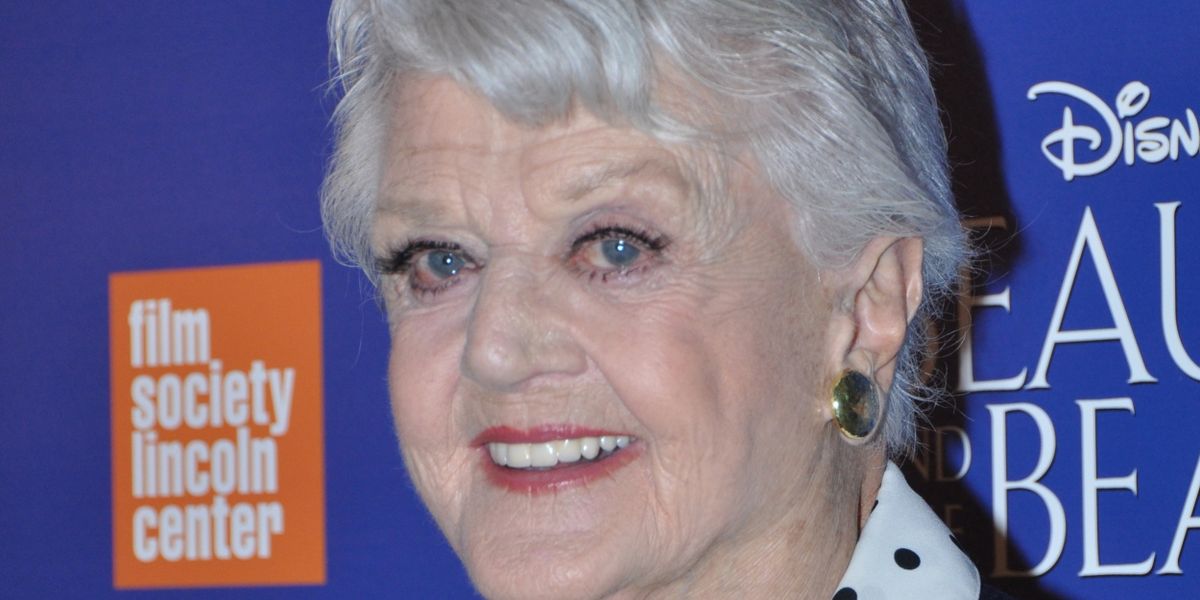 Mirvish Theatres Will Dim the Marquee Lights to Honour the Life of Angela Lansbury