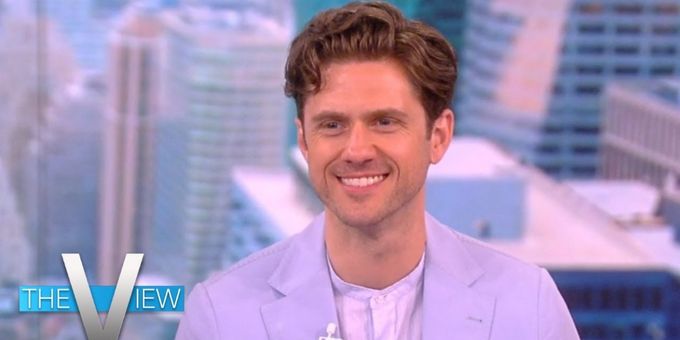Video: Aaron Tveit Talks Returning to MOULIN ROUGE! & SCHMIGADOON! on THE VIEW