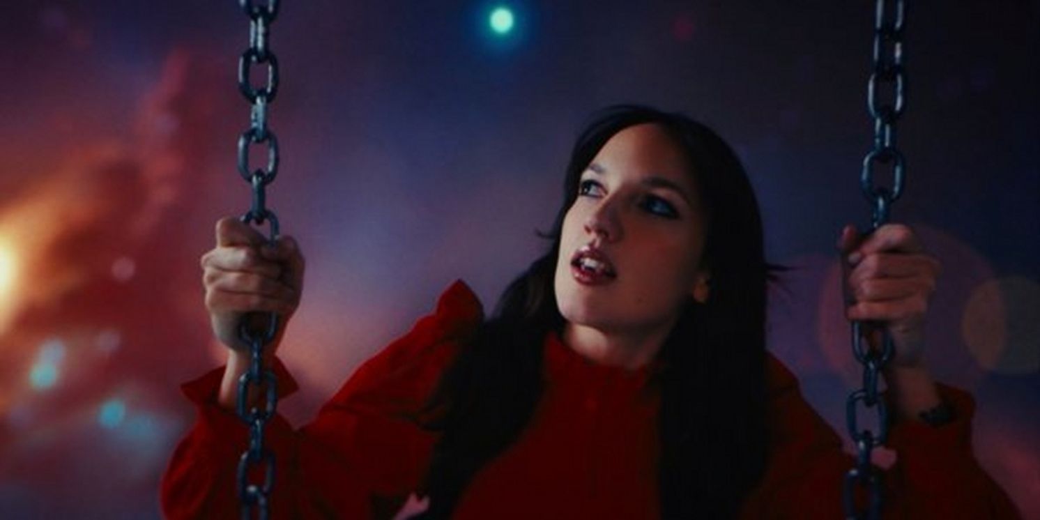 French International Pop Sensation Jain Unveils New Single 'The Fool'  Image