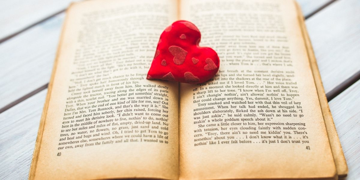 Student Blog: Guide to Summer Romance Novels