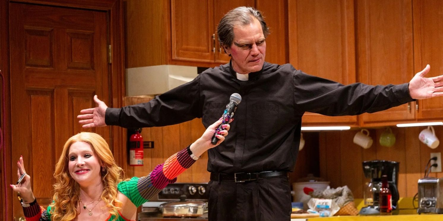 Review Roundup: DES MOINES Opens Off-Broadway!  Image