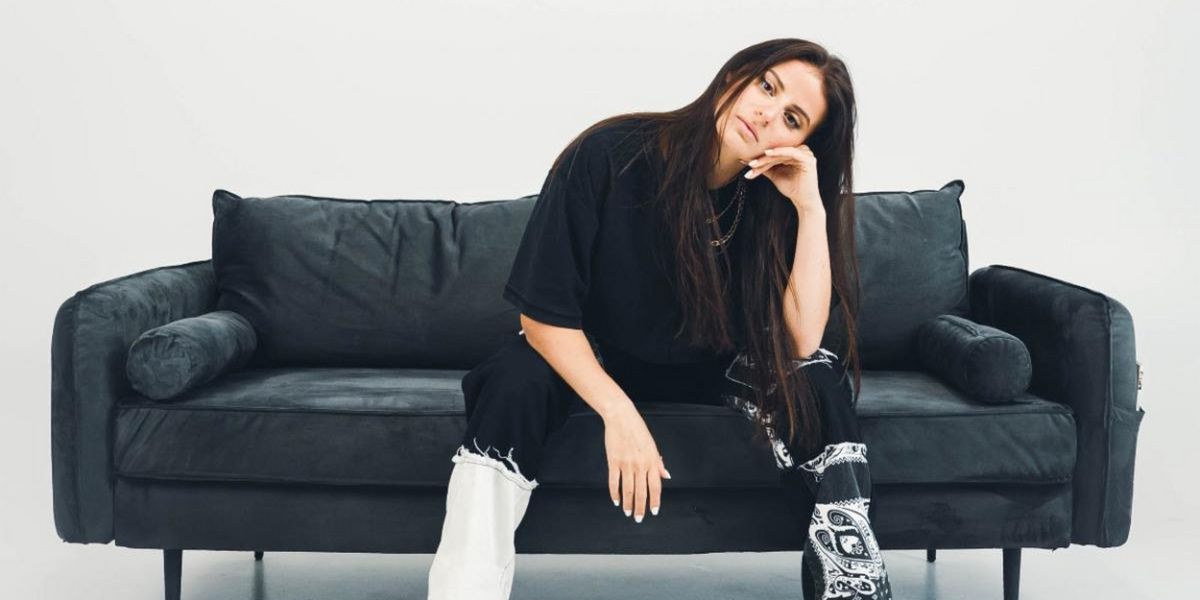Natalie Jane Releases Viral New Single 'Mentally Cheating'