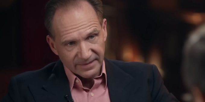 VIDEO: Ralph Fiennes Talks STRAIGHT LINE CRAZY and Robert Moses on CBS SUNDAY MORNING