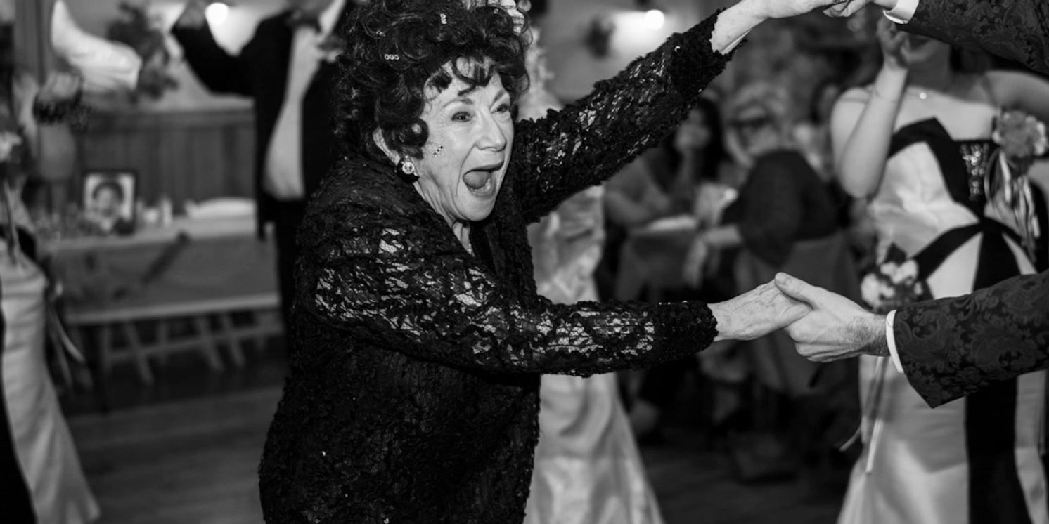 TONY N' TINA'S WEDDING is Back in Chicago for One Weekend  Image