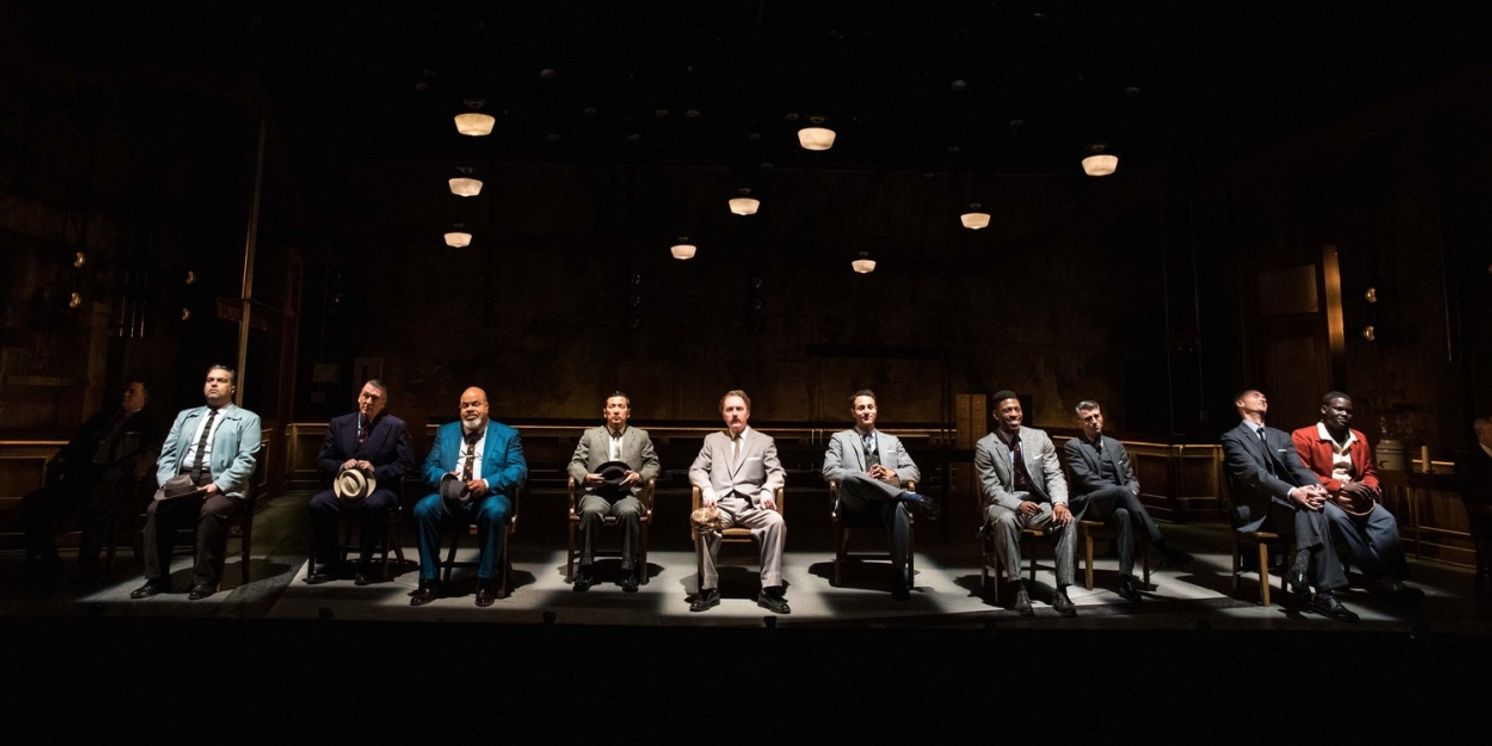 Review: TWELVE ANGRY MEN at Theatre Latte Da  Image