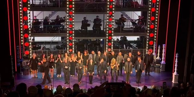Video: Darren Criss, Lena Hall, Ramin Karimloo, Solea Pfeiffer And The Cast of CHESS In Concert Take Their Bows!