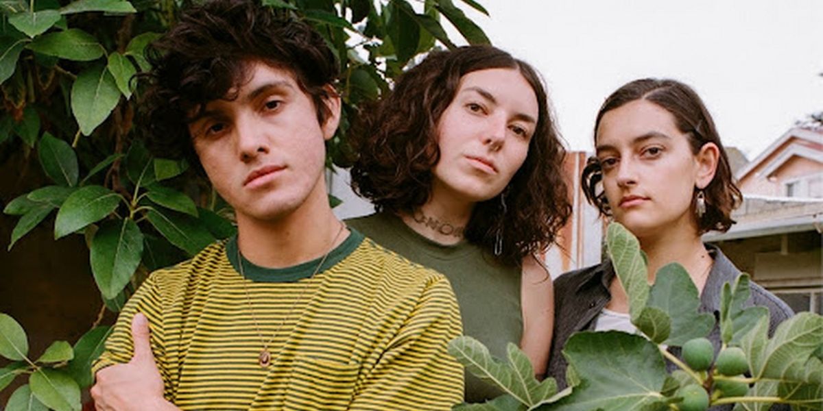 Gal Pal Share New Single 'Mirror'