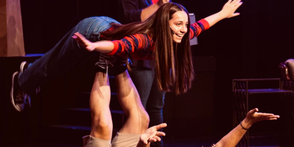 Review: SAPAC Opens New Season With FUN HOME