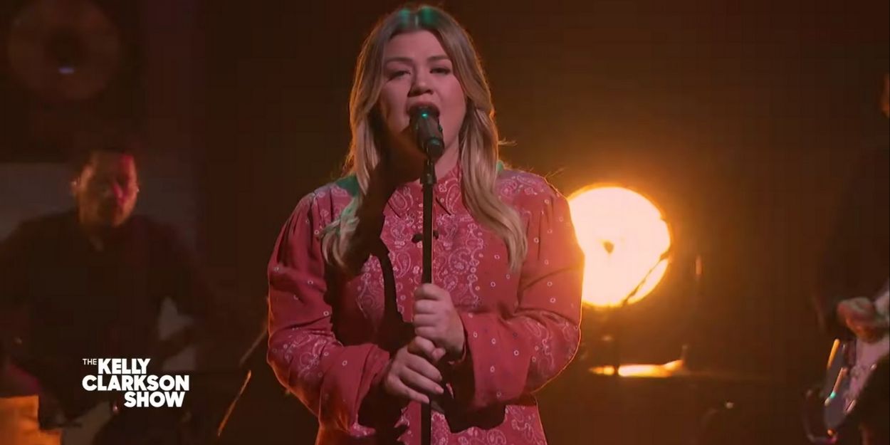 VIDEO: Kelly Clarkson Covers 'Watermelon Sugar' Video