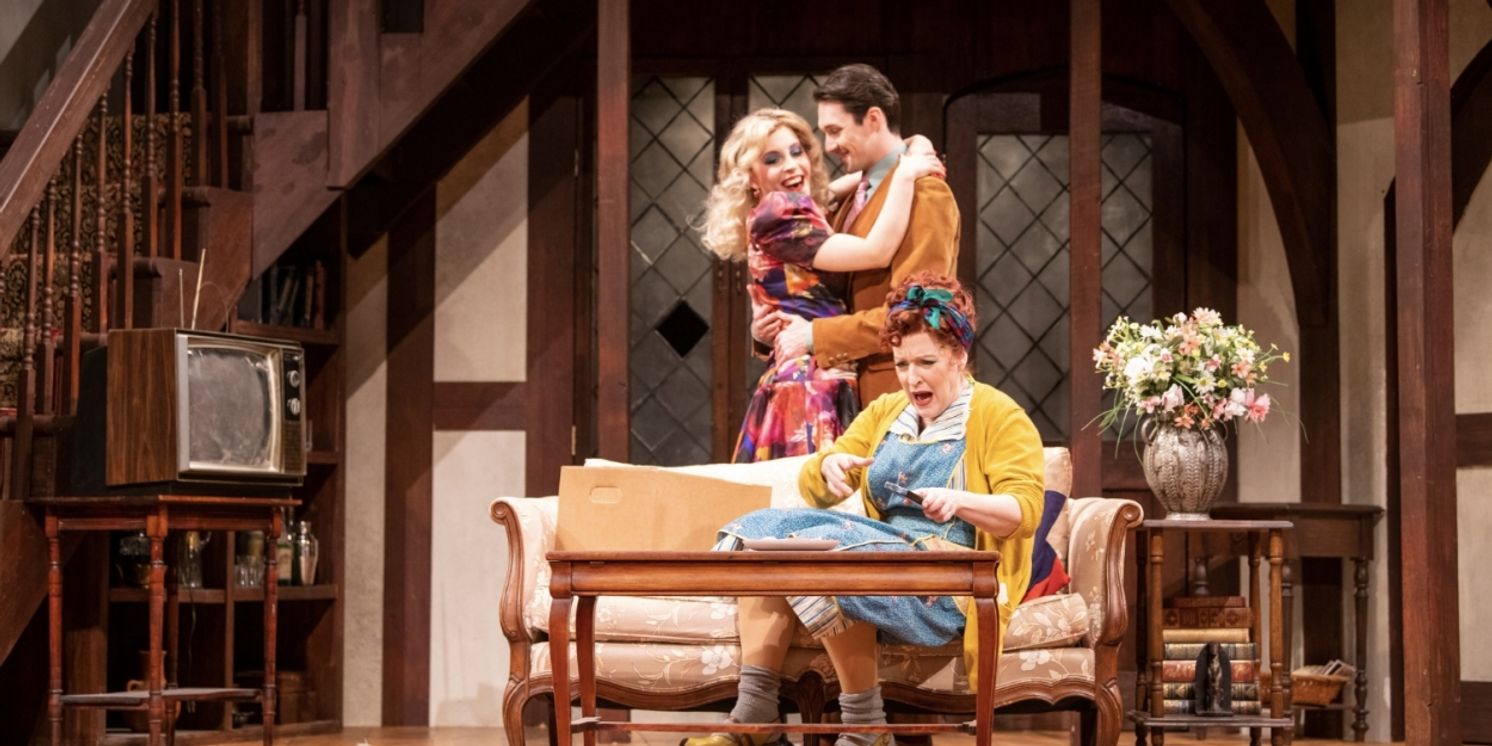 Review: NOISES OFF Snags Slapstick Laughs at SKYLIGHT MUSIC THEATRE  Image