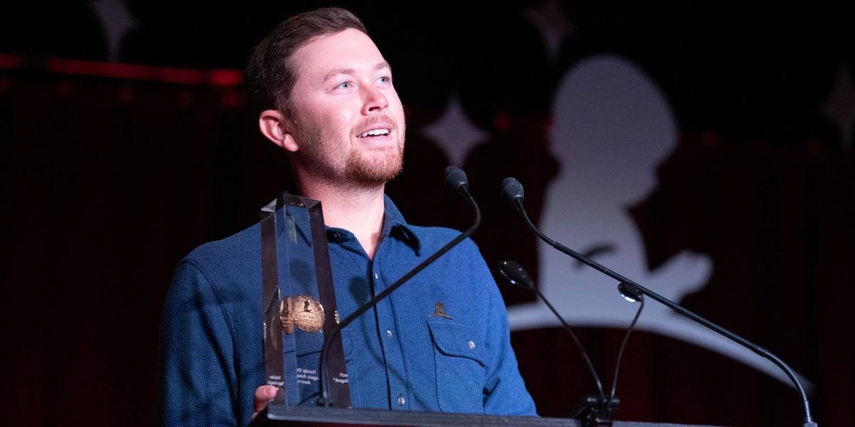 Scotty McCreery Receives Angels Among Us Award For Support of St. Jude Children's Research Hospital