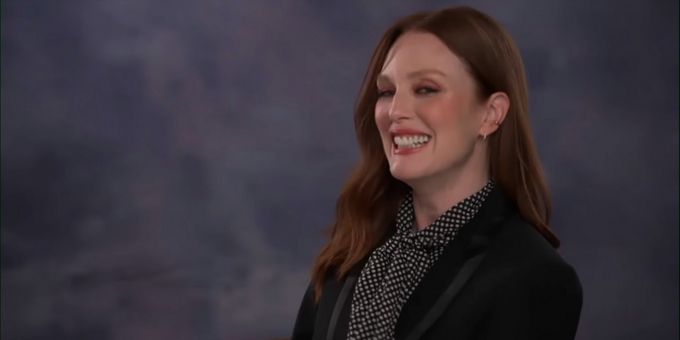 VIDEO: Julianne Moore Fangirls Over Julia Steinem on THE TONIGHT SHOW WITH JIMMY FALLON