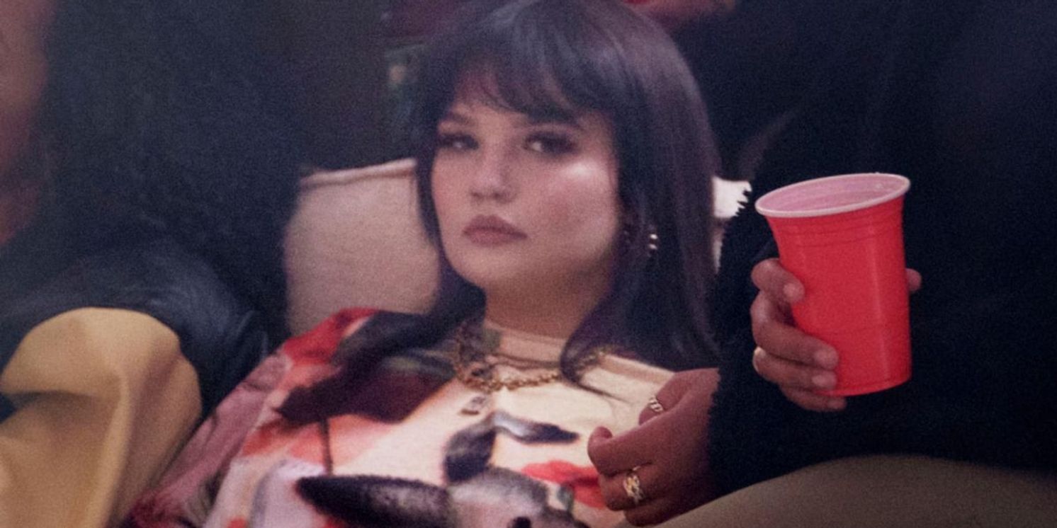 Lola Young Releases 'Annabel's House' Ahead of Her New Project  Image