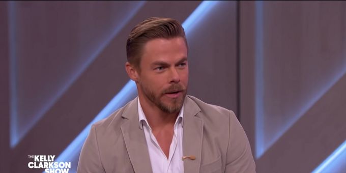 VIDEO: Derek Hough Tries To Smize Like Tyra Banks on THE KELLY CLARKSON SHOW