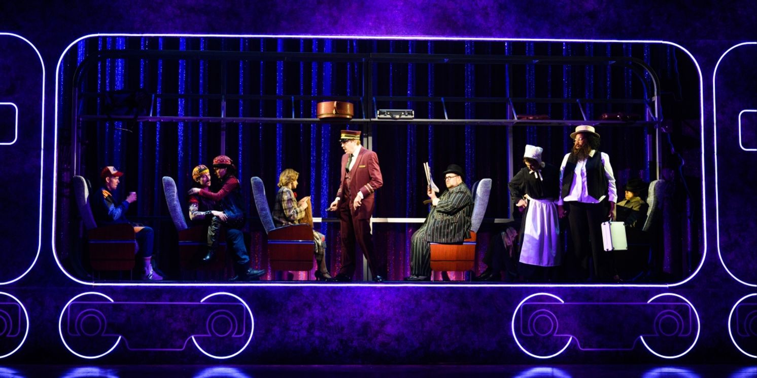 Review: World Premiere TRADING PLACES is 'Looking Good, Feeling Good' at Alliance Theatre  Image