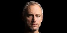 Elliot Cowan Talks 2:22 A GHOST STORY at Gielgud Theatre