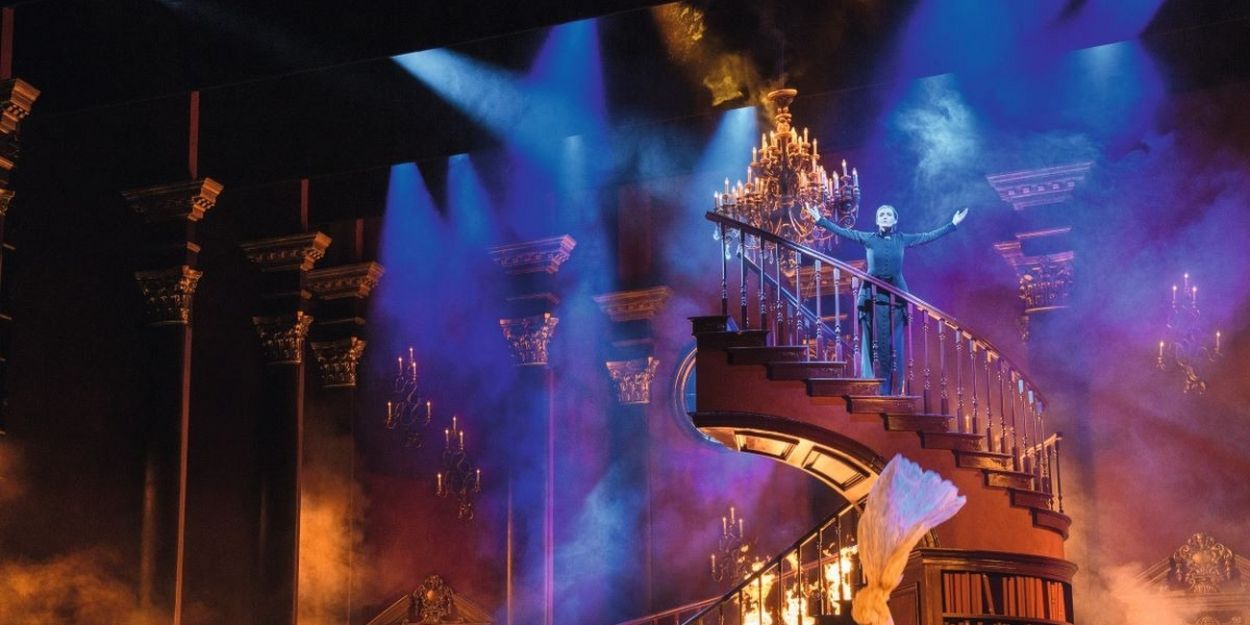 First Look: Willemijn Verkaik Returns to the Stage in REBECCA the Musical in Vienna Video