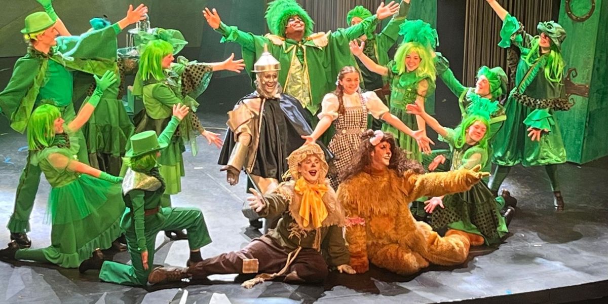 Review: THE WIZARD FROM OZ at Intiman
