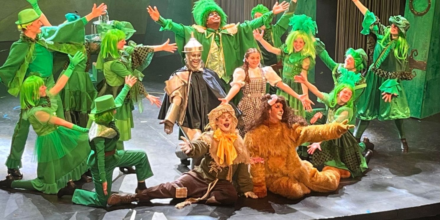 Review: THE WIZARD FROM OZ at Intiman  Image