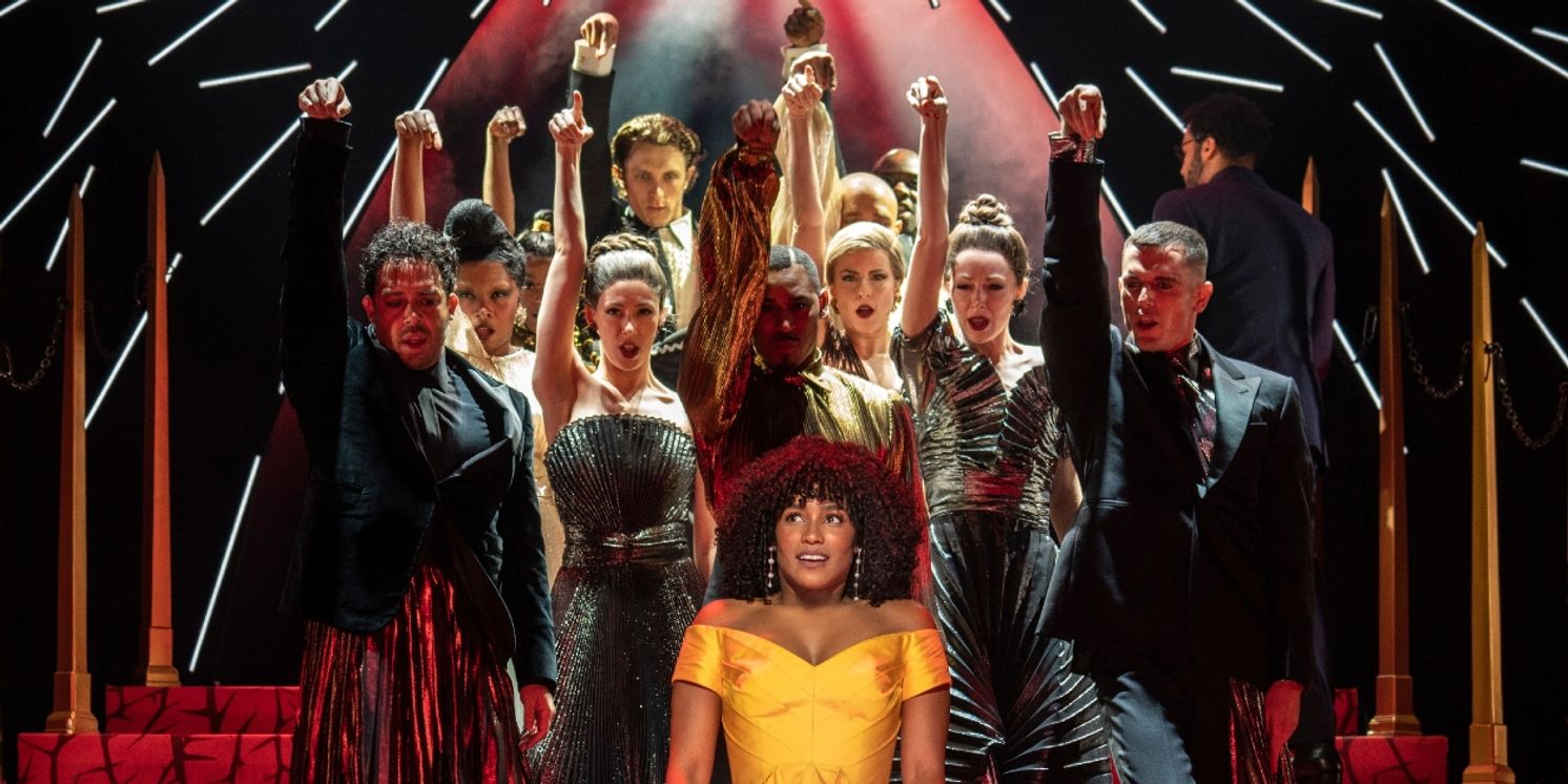 Review: THE DEVIL WEARS PRADA at Nederlander Theatre  Image