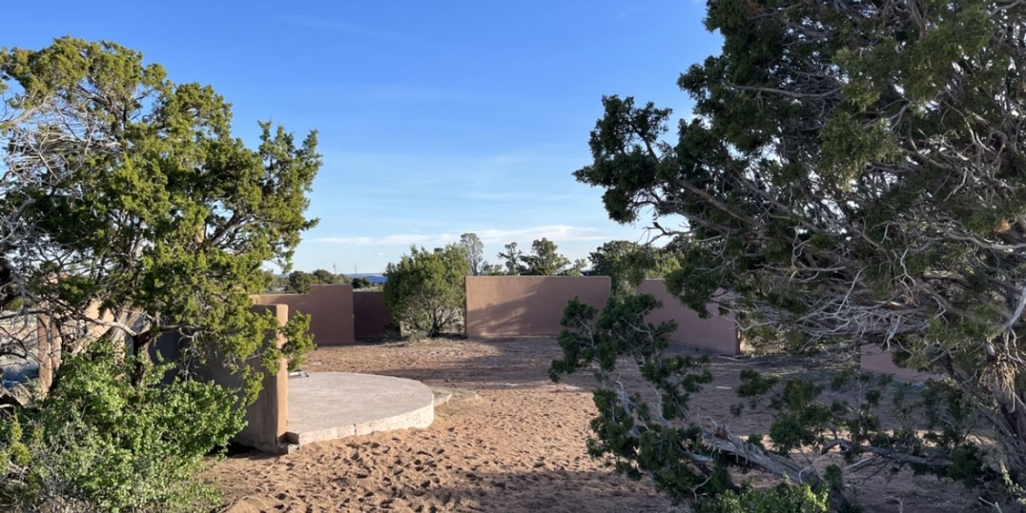 Grand Opening of The Garden Stage at La Tienda to Take Place in May  Image