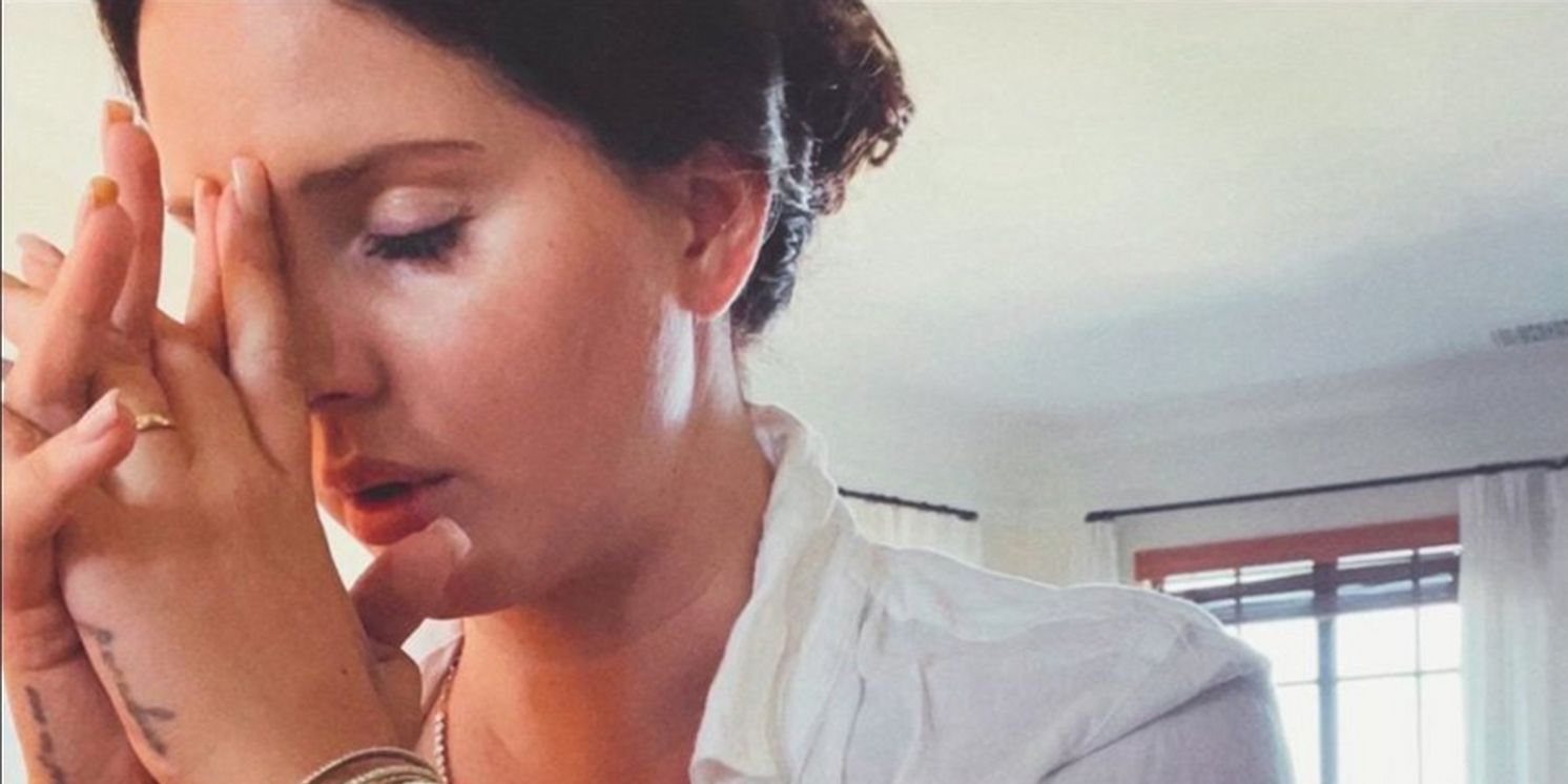 Lana Del Rey Drops New Single 'Say Yes To Heaven'  Image