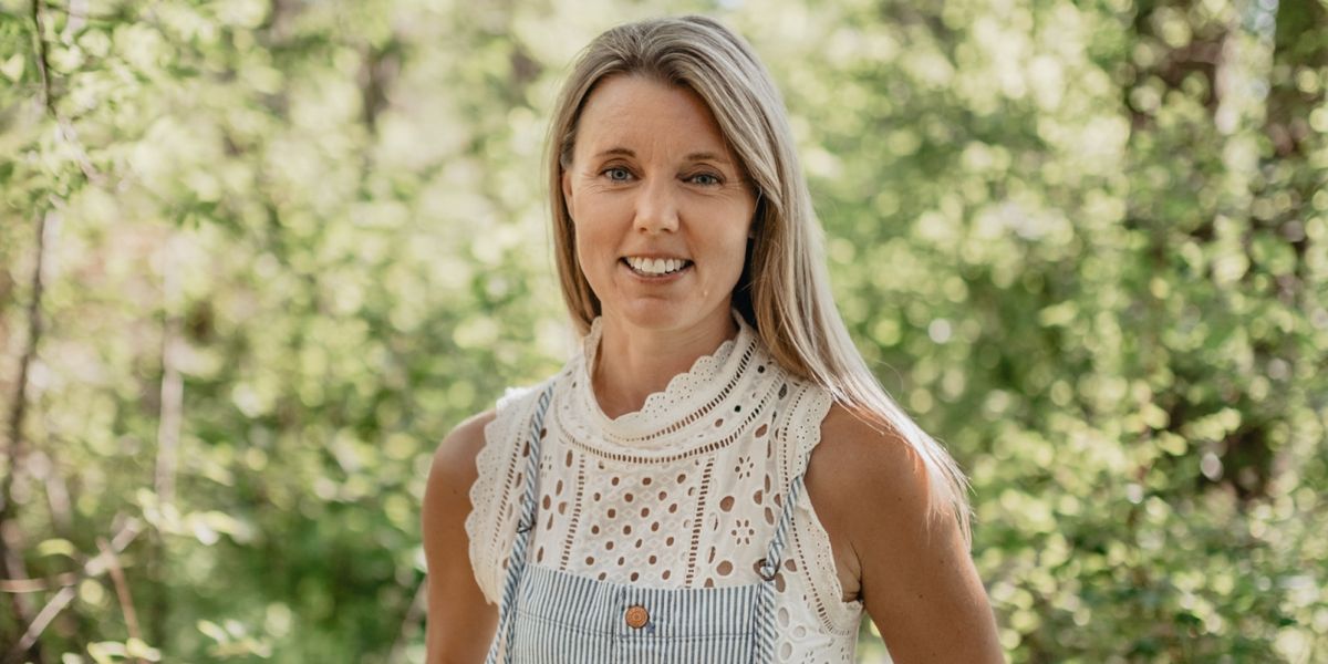 Author Anne Helen to Host New HGTV TOWNSIZING Podcast